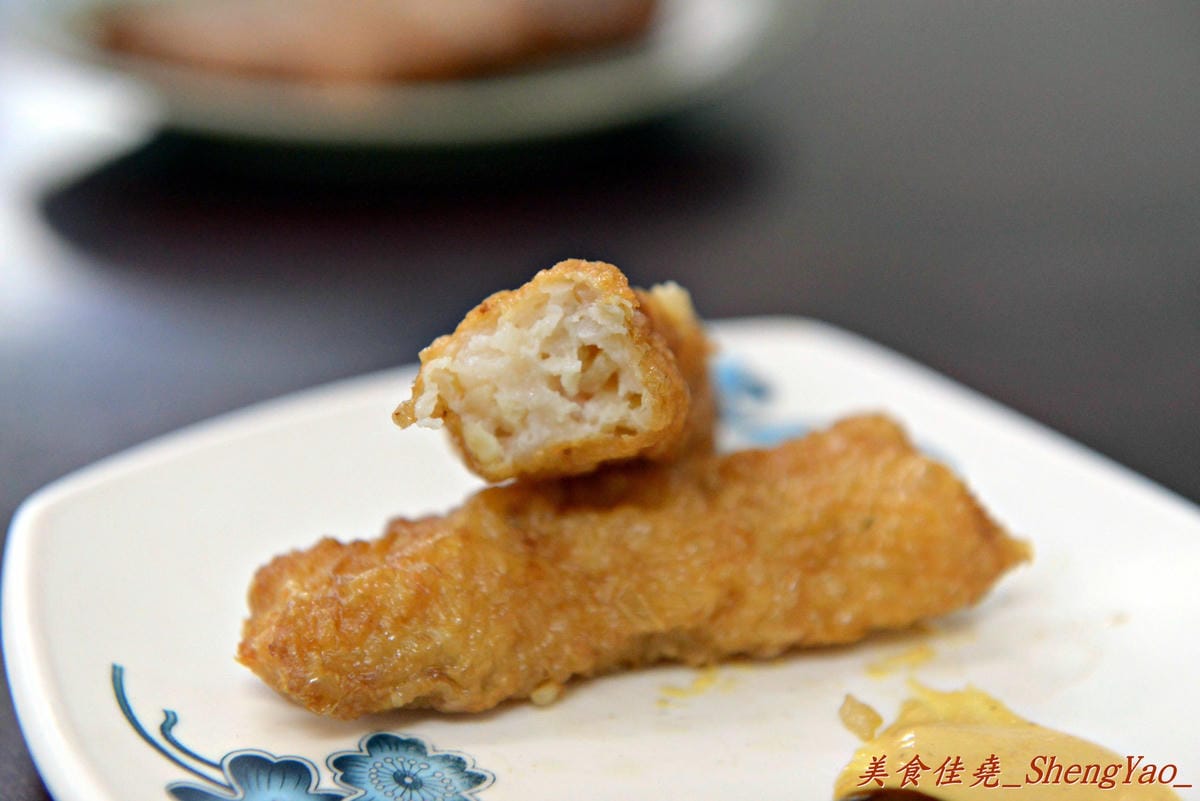 [台中西屯]皇家豪蝦捲魚丸店 – 在台中終於吃到了”金仙魚丸店”那樣的神級魯肉飯。