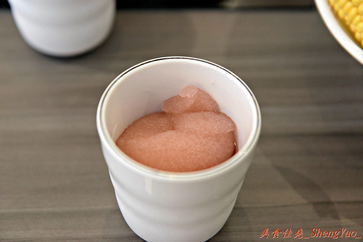 [台中北區]藍象廷 泰式火鍋 台中中友店 – 中友百貨新開幕的中低價位的火鍋吃到飽,9/1-9/8開幕期間午/晚餐前20名享5折優惠、消費滿額還有禮物。