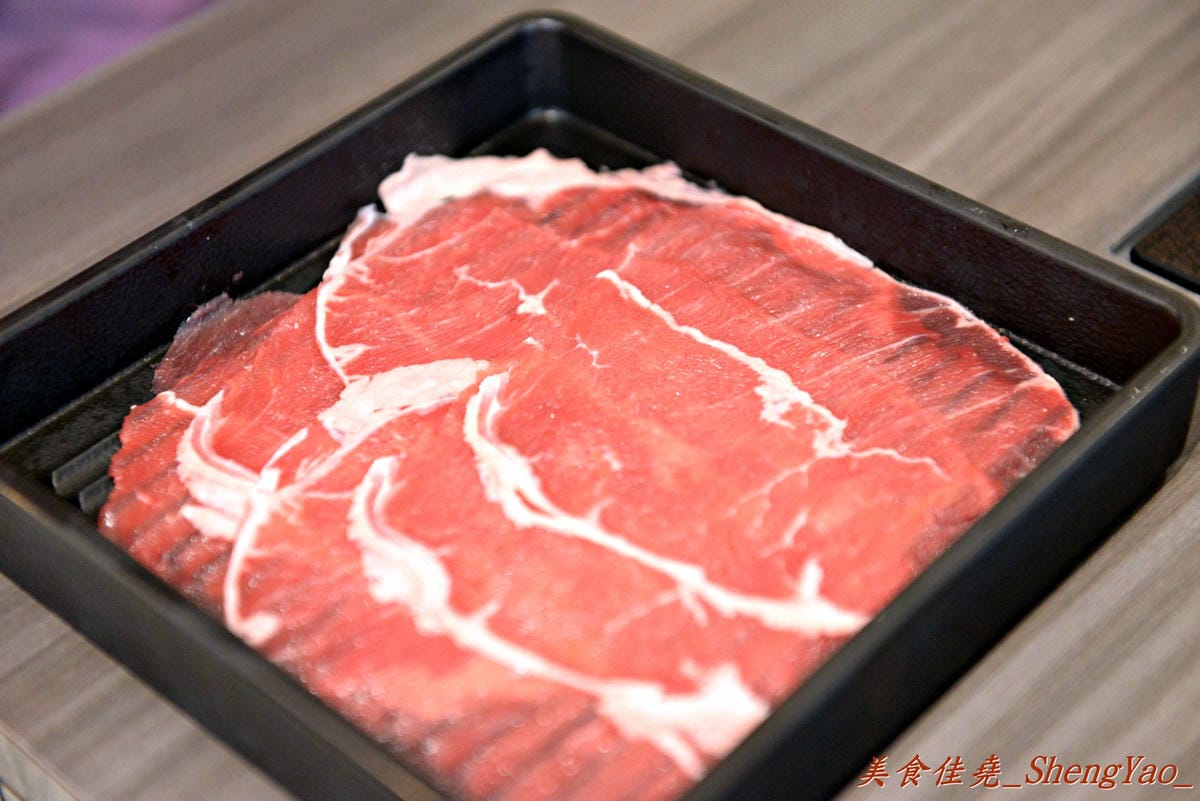 [台中北區]藍象廷 泰式火鍋 台中中友店 – 中友百貨新開幕的中低價位的火鍋吃到飽,9/1-9/8開幕期間午/晚餐前20名享5折優惠、消費滿額還有禮物。