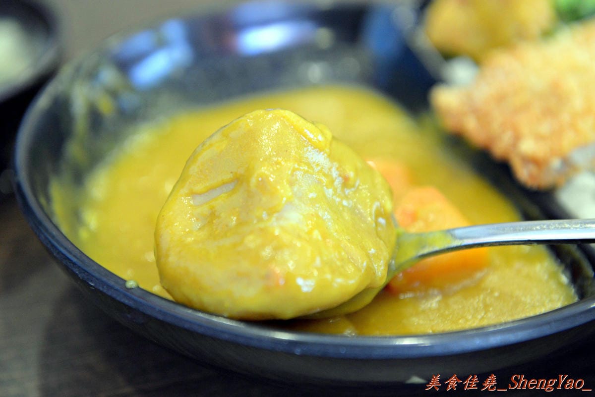 [台中西區]旭日亭拉麵 – 新開幕的百元平價拉麵店,湯頭夠味,炸豬排超推薦,平價拉麵又一新選擇。(已改為東京屋台拉麵)