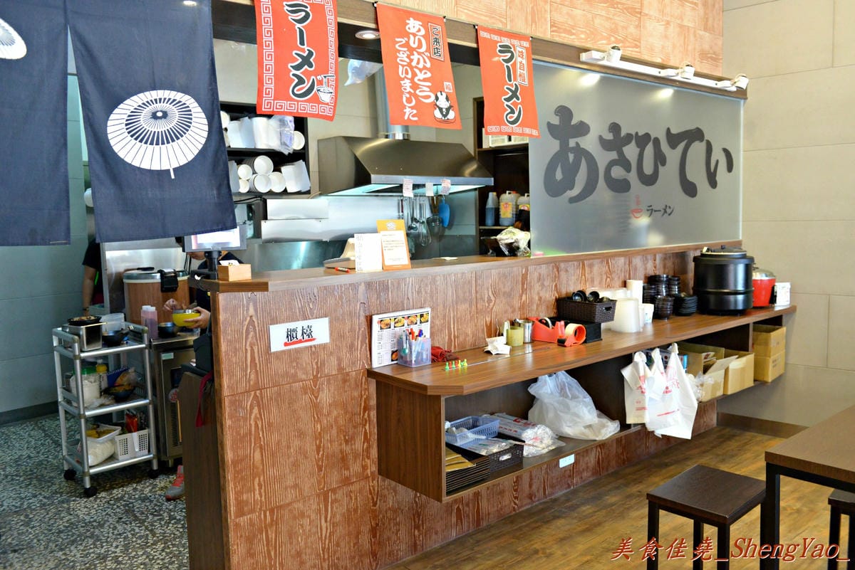 [台中西區]旭日亭拉麵 – 新開幕的百元平價拉麵店,湯頭夠味,炸豬排超推薦,平價拉麵又一新選擇。(已改為東京屋台拉麵)