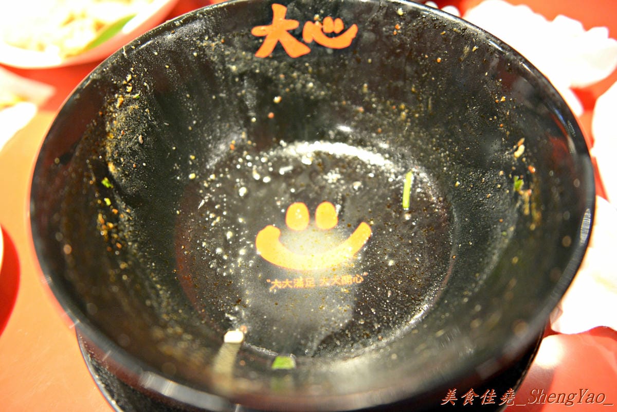 [台中西區]大心新泰式麵食 – 瓦城新品牌,世界名湯”Tom-Yam-Kung”帶來台灣麵食新風味。