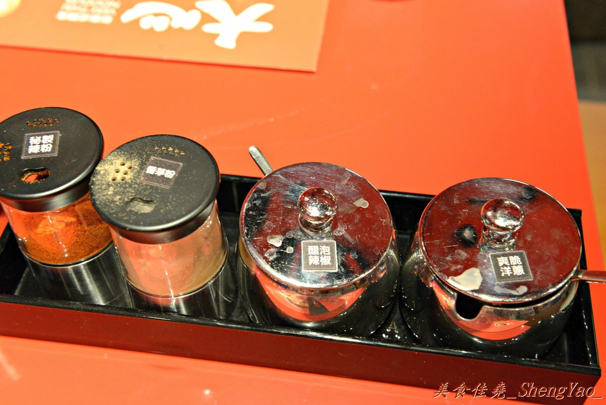 [台中西區]大心新泰式麵食 – 瓦城新品牌,世界名湯”Tom-Yam-Kung”帶來台灣麵食新風味。