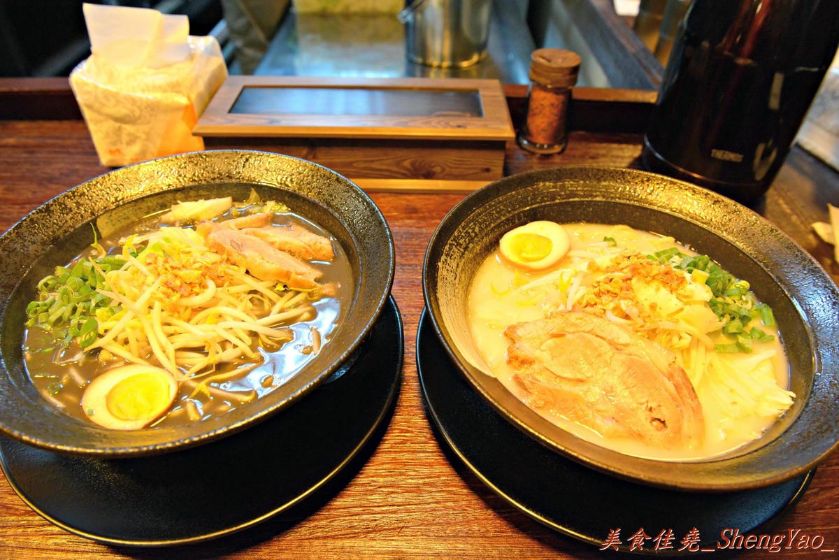 [台中北區]麵屋絆 – 日本師傅坐鎮的拉麵店,蔬菜份量多,推薦黑湯拉麵。(已歇業)