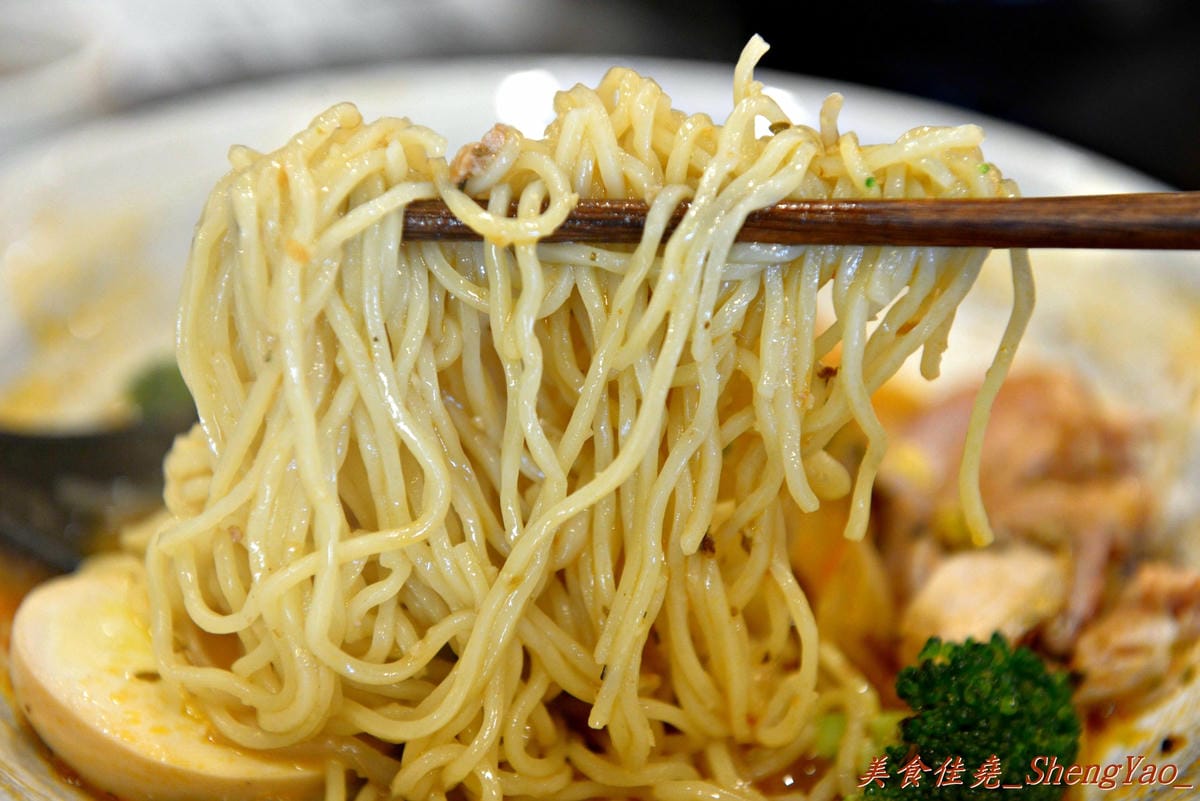 [台中西區]麵匠拉麵 公益店 – 口味多具創意、價格便宜、整體C/P值還不錯的拉麵店。(店家邀約)