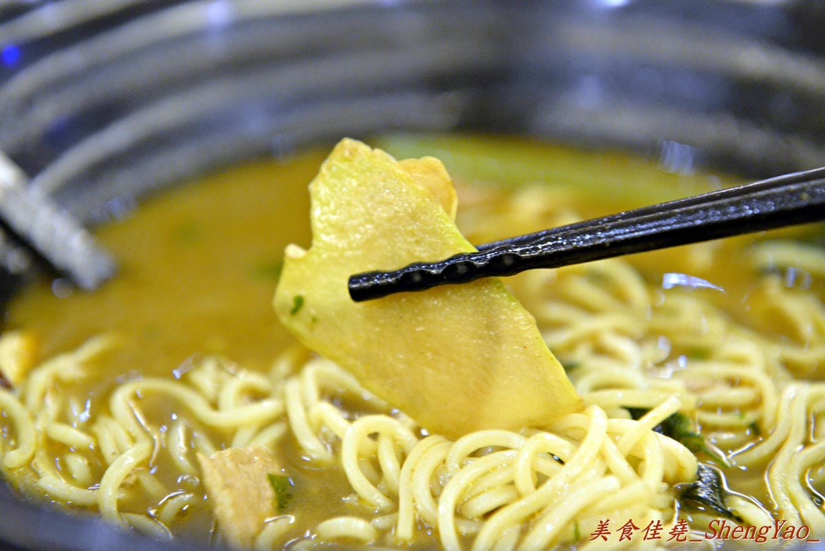 [台中沙鹿]蕃薯根養生煮 – 養生為主、美味為輔,講求健康的養生麵食,份量充足加麵加湯不加價。(改賣火鍋)