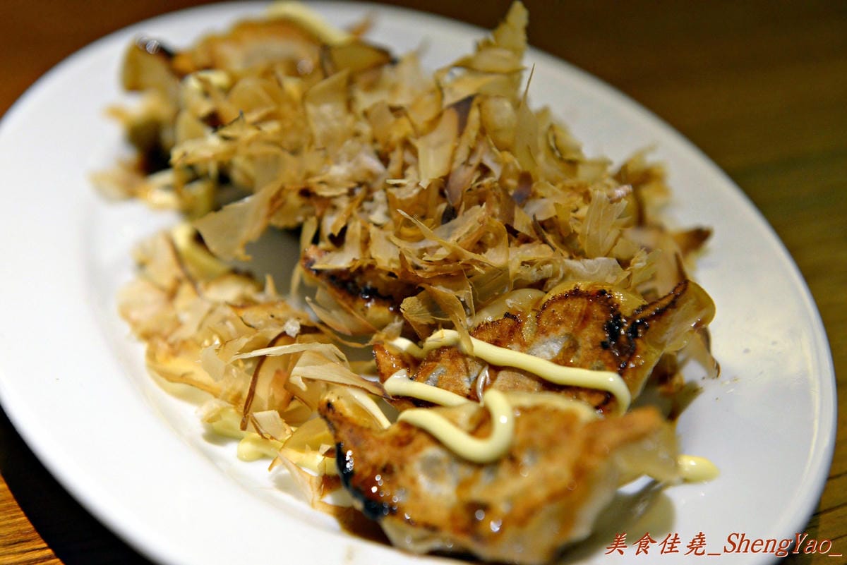 [台中北區]三田製麵所 台中中友店 – 濃厚魚介系豚骨湯頭、自家製Q彈麵條。
