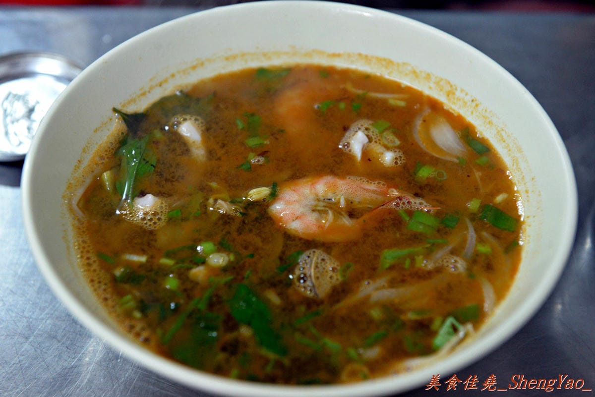 [台中北屯]陳記越南麵食 – 網友口耳相傳,便宜好吃的越南小吃,冰滴咖啡只要30元 !!