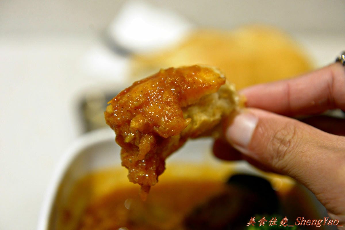 [台中西區]屋台二本 – 只賣兩樣的路邊攤湯咖哩,BRT周邊溫馨美食小店。