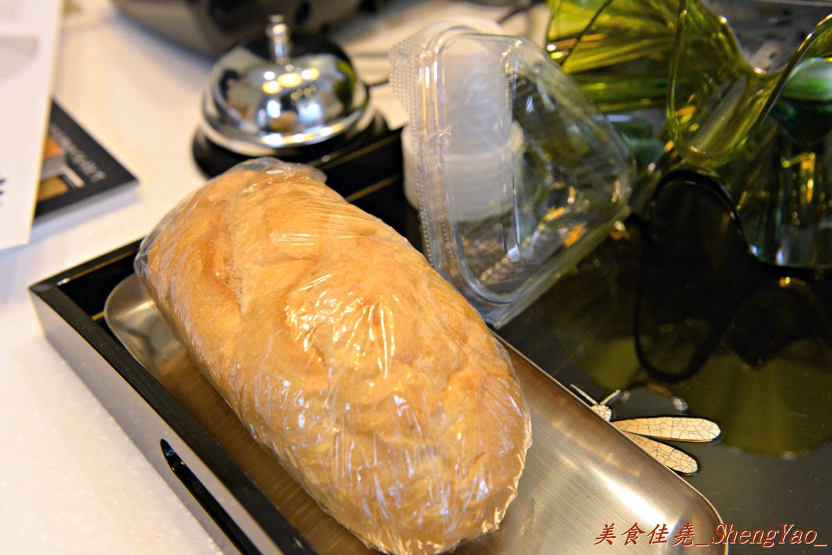 [台中西區]屋台二本 – 只賣兩樣的路邊攤湯咖哩,BRT周邊溫馨美食小店。