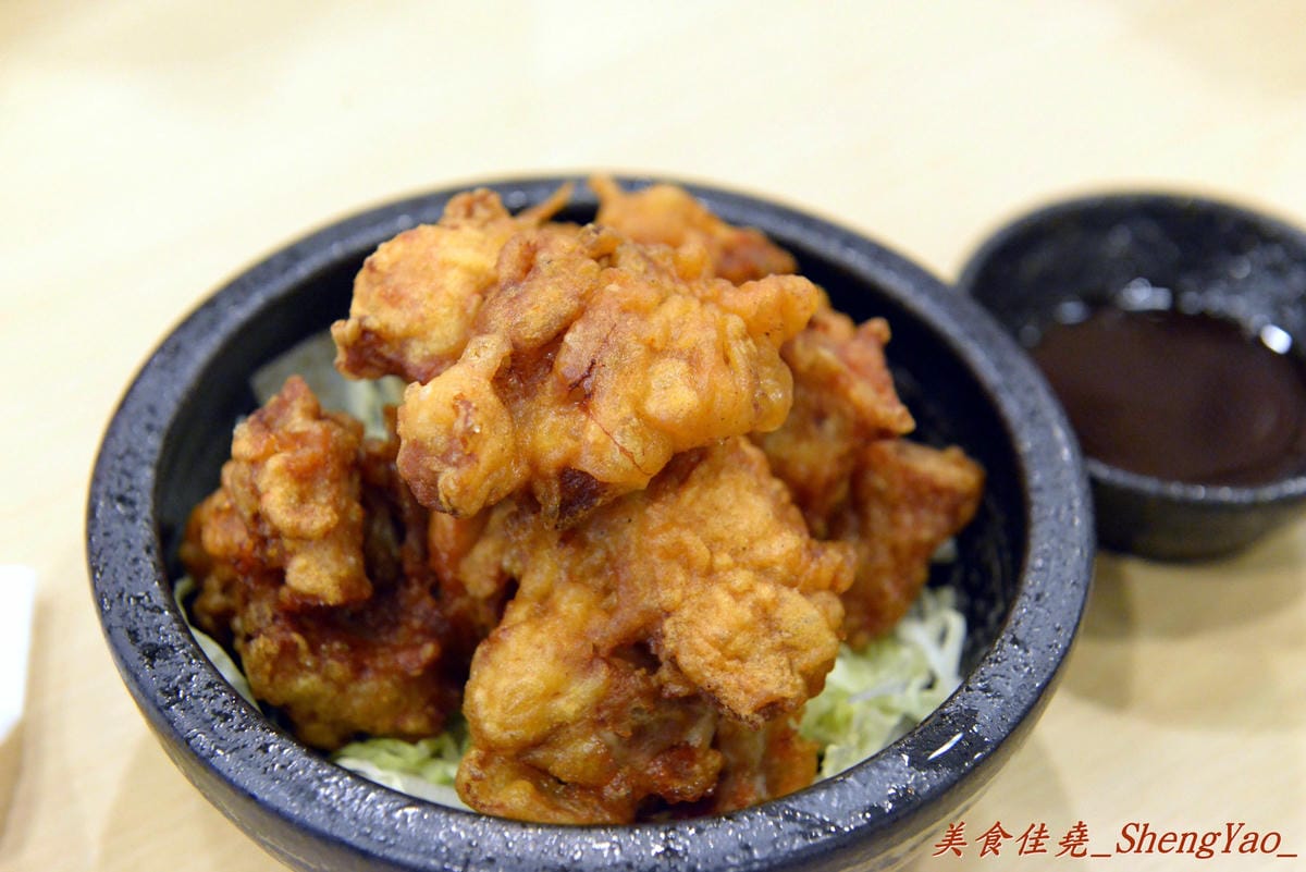 [台中北區]一騎拉麵 – 沒有高人氣,但是卻很好吃的日本連鎖拉麵店,麵好、湯濃、叉燒肥滋滋。(已歇業)