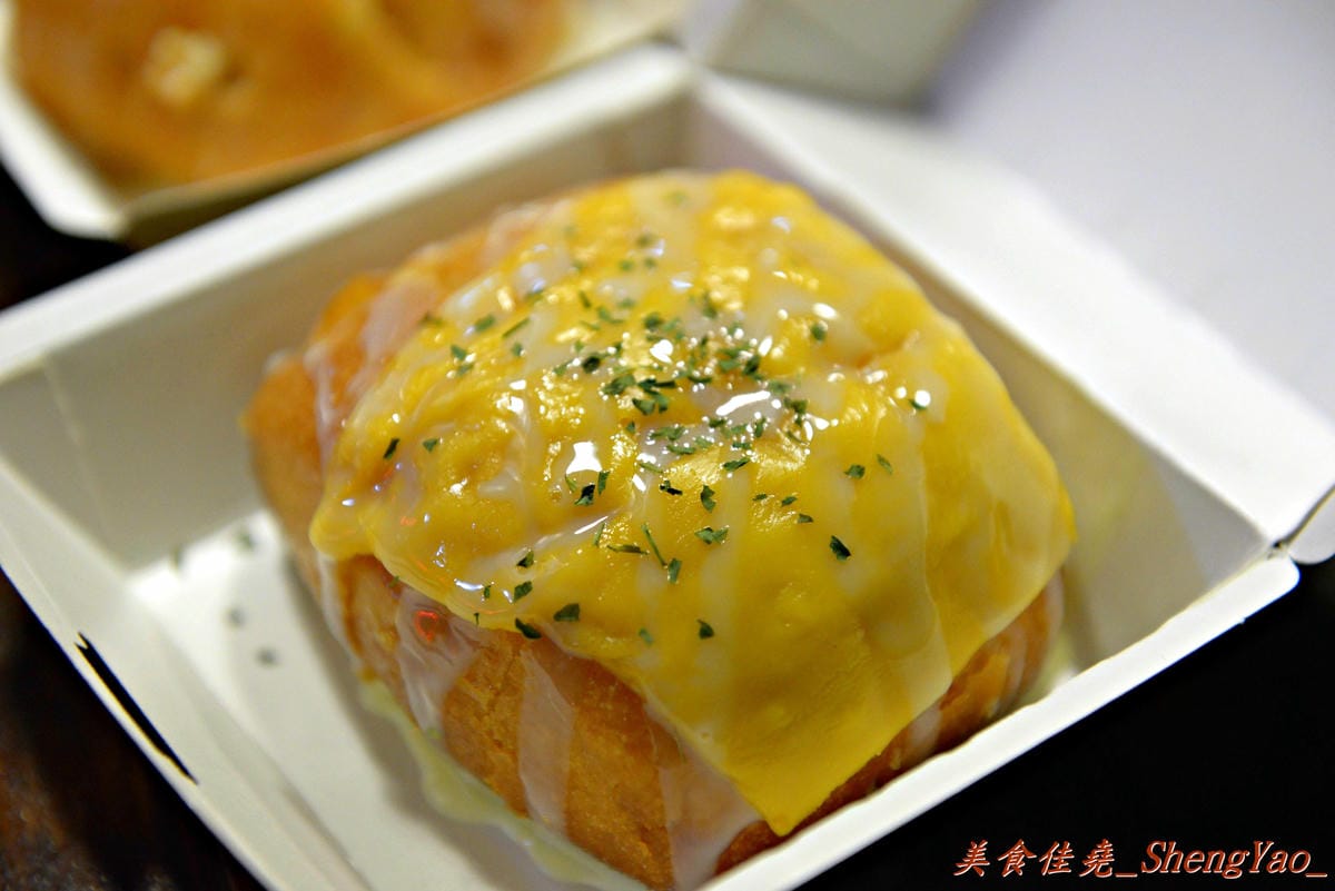 [台中龍井]幸福之家 黃金煉乳饅頭 – 東海商圈內的隱藏版巷弄美食,吃了有幸福感的炸饅頭。