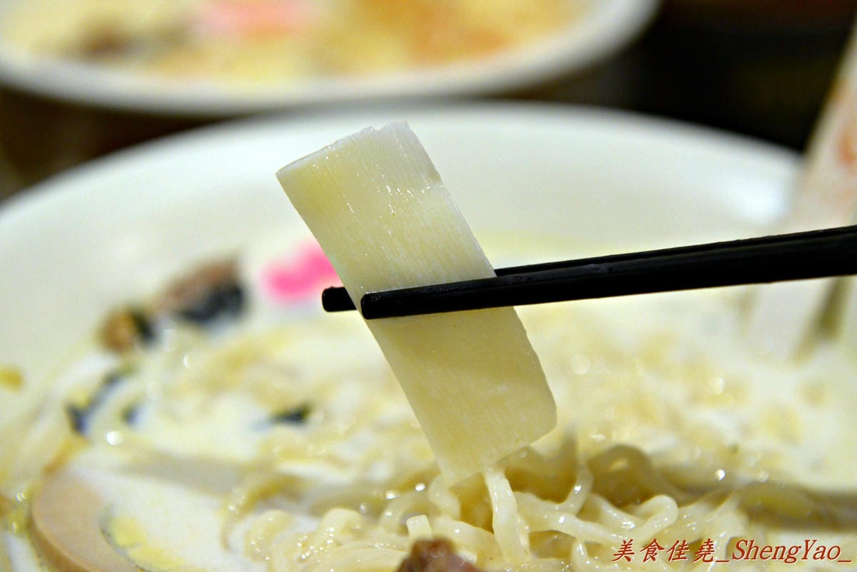 [台中北區]九州拉麵 – 一中商圈代表性拉麵,超便宜70元價格還能汽水果汁無限暢飲。