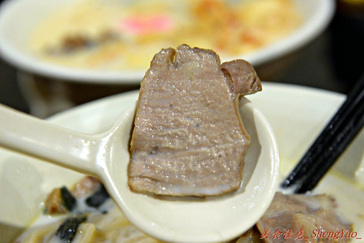 [台中北區]九州拉麵 – 一中商圈代表性拉麵,超便宜70元價格還能汽水果汁無限暢飲。