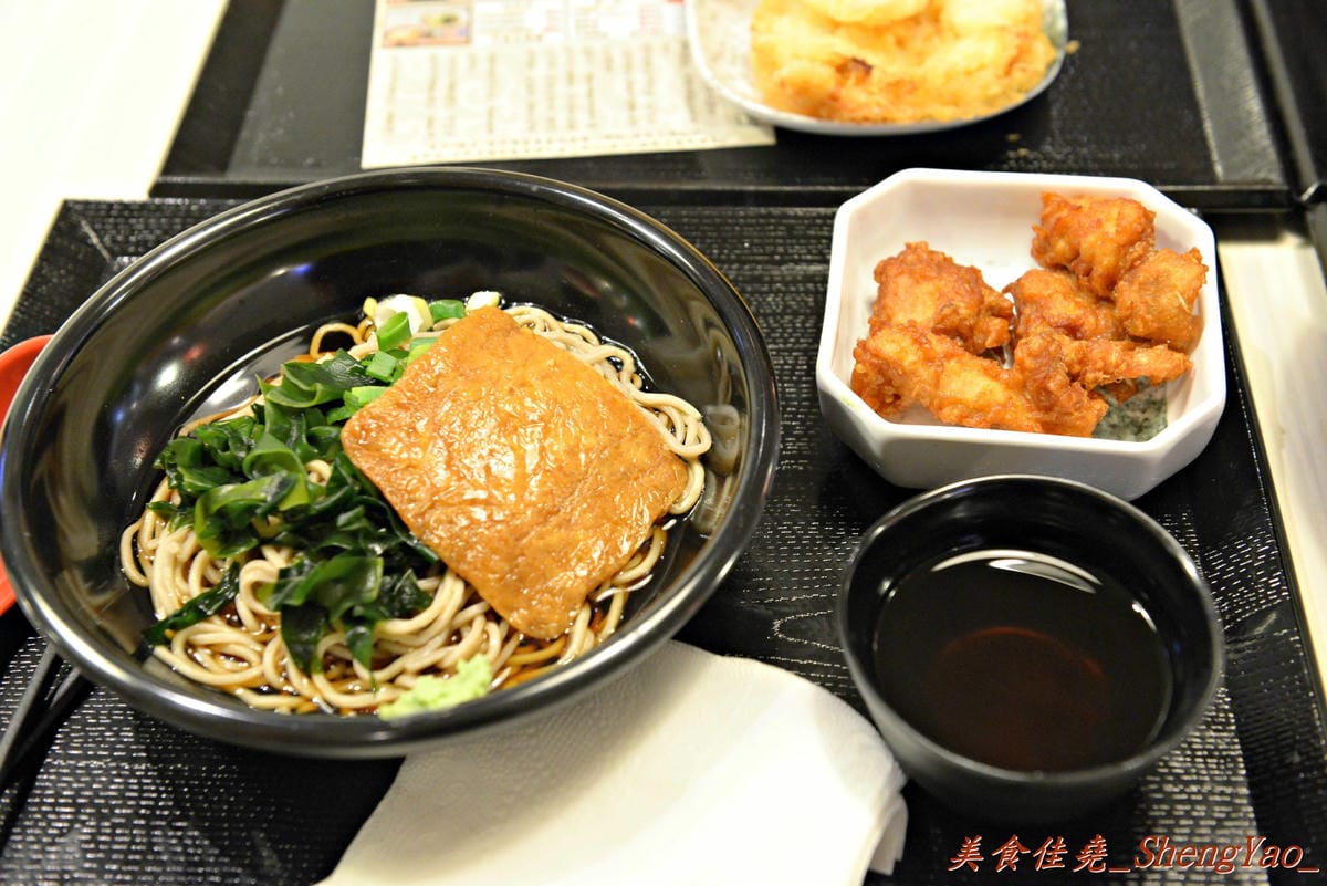 [台中西屯]名代富士蕎麥麵 台中新光三越店 – 日本東京NO.1的名代富士蕎麥麵來台中開店了 !! 蕎麥麵好吃、炸物還不差,價格便宜、份量多。(已歇業)
