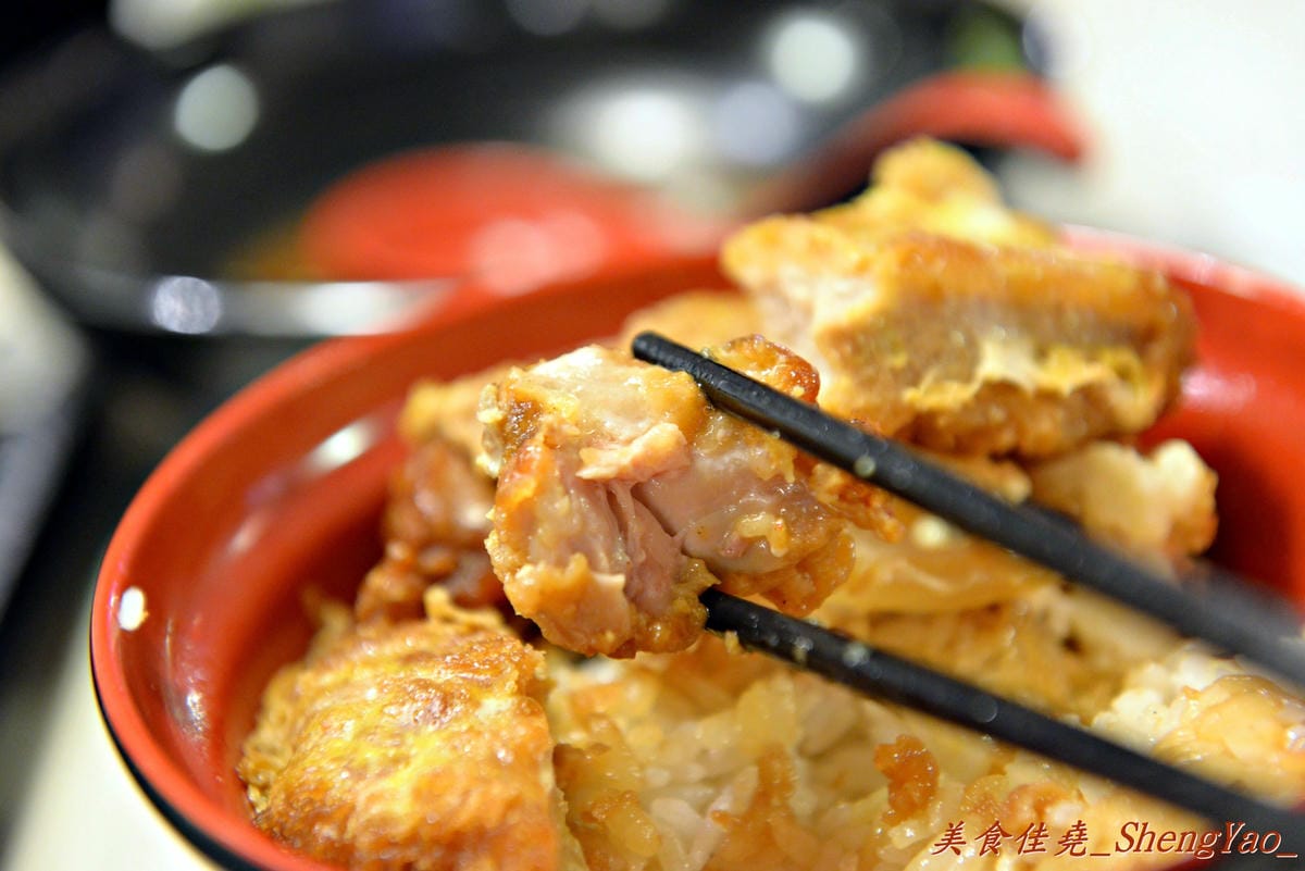 [台中西屯]名代富士蕎麥麵 台中新光三越店 – 日本東京NO.1的名代富士蕎麥麵來台中開店了 !! 蕎麥麵好吃、炸物還不差,價格便宜、份量多。(已歇業)