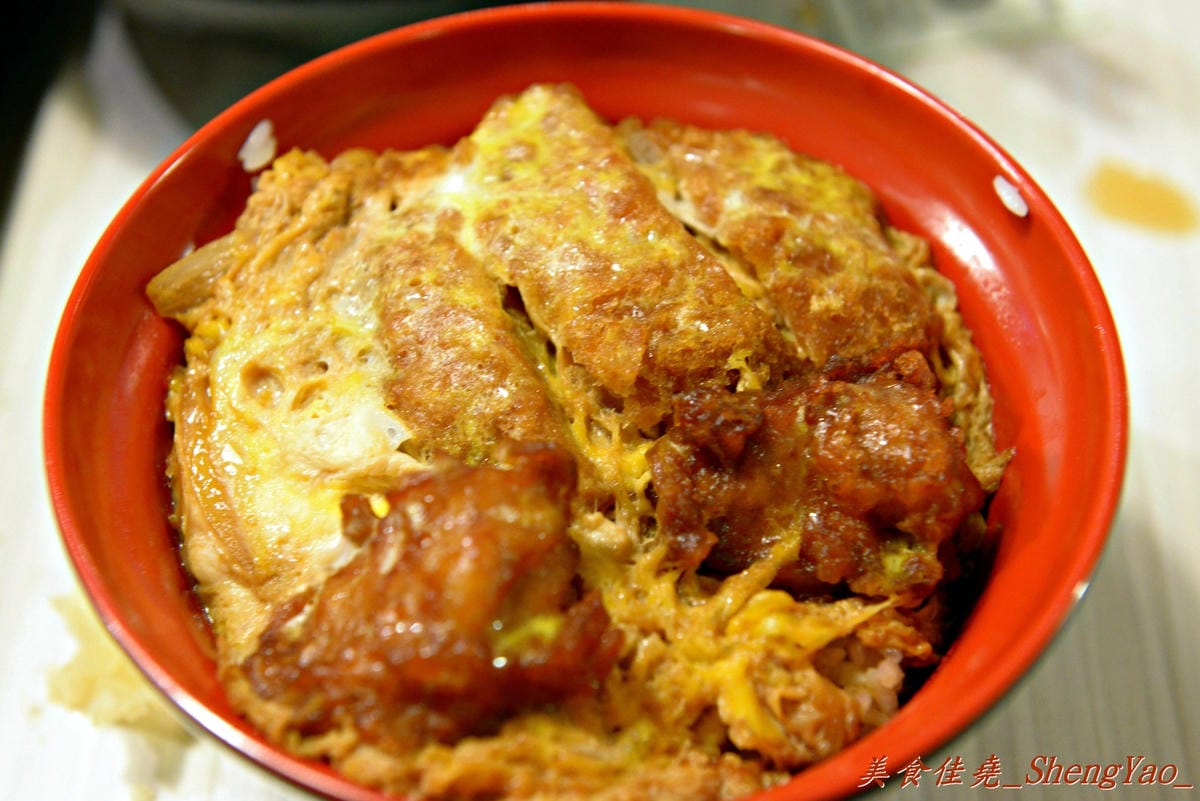 [台中西屯]名代富士蕎麥麵 台中新光三越店 – 日本東京NO.1的名代富士蕎麥麵來台中開店了 !! 蕎麥麵好吃、炸物還不差,價格便宜、份量多。(已歇業)