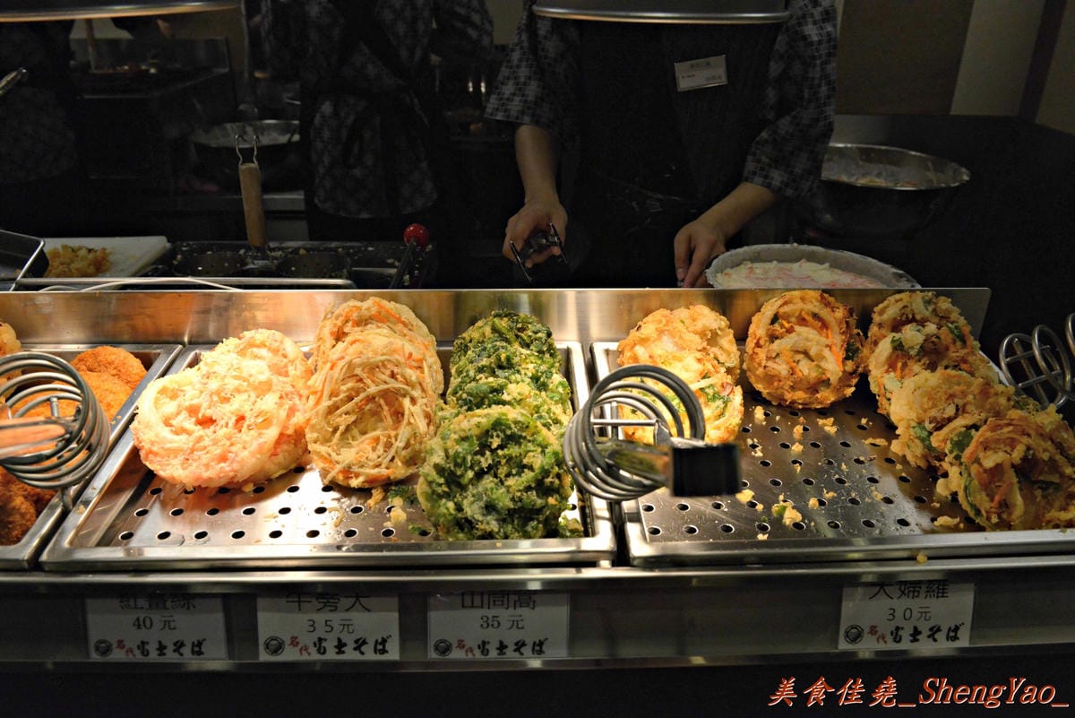 [台中西屯]名代富士蕎麥麵 台中新光三越店 – 日本東京NO.1的名代富士蕎麥麵來台中開店了 !! 蕎麥麵好吃、炸物還不差,價格便宜、份量多。(已歇業)