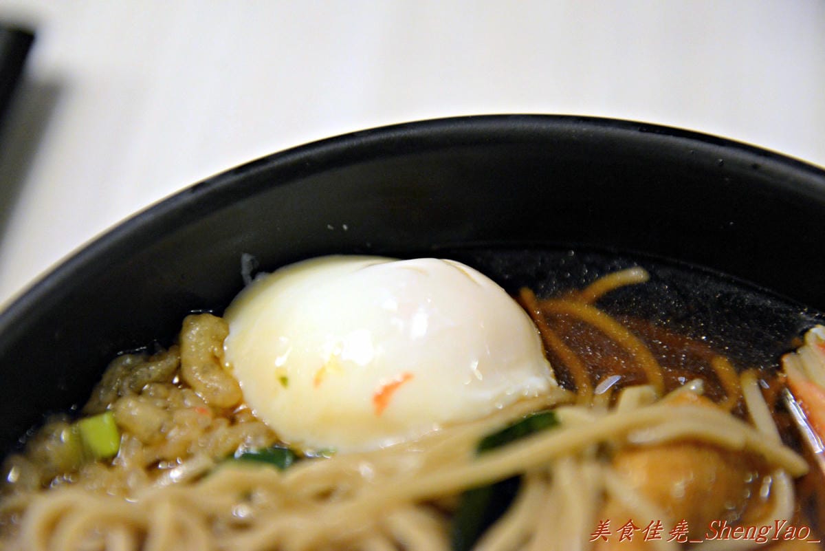 [台中西屯]名代富士蕎麥麵 台中新光三越店 – 日本東京NO.1的名代富士蕎麥麵來台中開店了 !! 蕎麥麵好吃、炸物還不差,價格便宜、份量多。(已歇業)