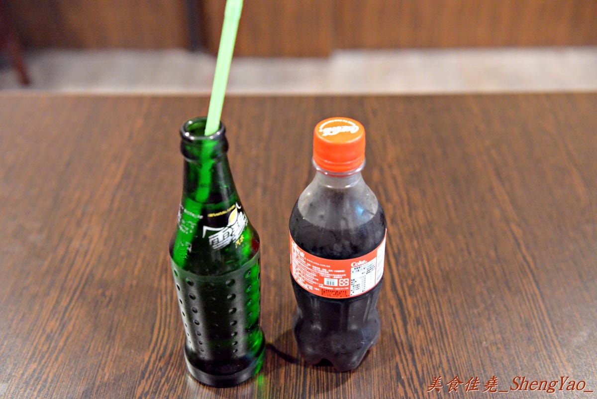 [台中西區]丸拉麵 – 來自九州長崎的道地日本拉麵,湯頭濃郁叉燒好吃,使用團購券超級划算。(已歇業)