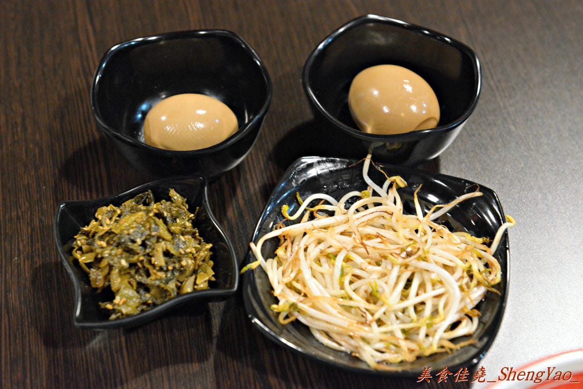[台中西區]丸拉麵 – 來自九州長崎的道地日本拉麵,湯頭濃郁叉燒好吃,使用團購券超級划算。(已歇業)