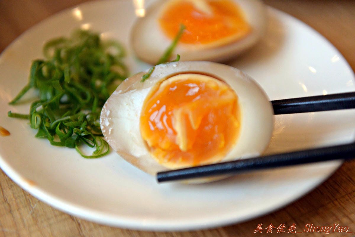 [台中沙鹿]九隻牛 絕香牛肉麵 – 沙鹿新開幕的平價牛肉麵,店內用餐空間運用超乎邏輯。