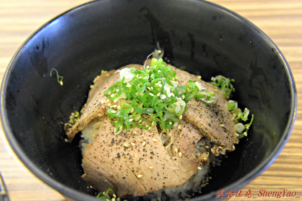 [台中西區]大海拉麵 – 台中人氣拉麵店,C/P值和味道不如網友說的那般利害。(已歇業)