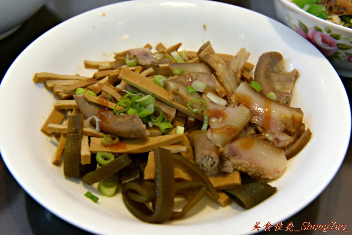 [台中沙鹿]康記麵館 -網友推薦的平價牛肉麵,牛腱子肉超級好吃。(已歇業)
