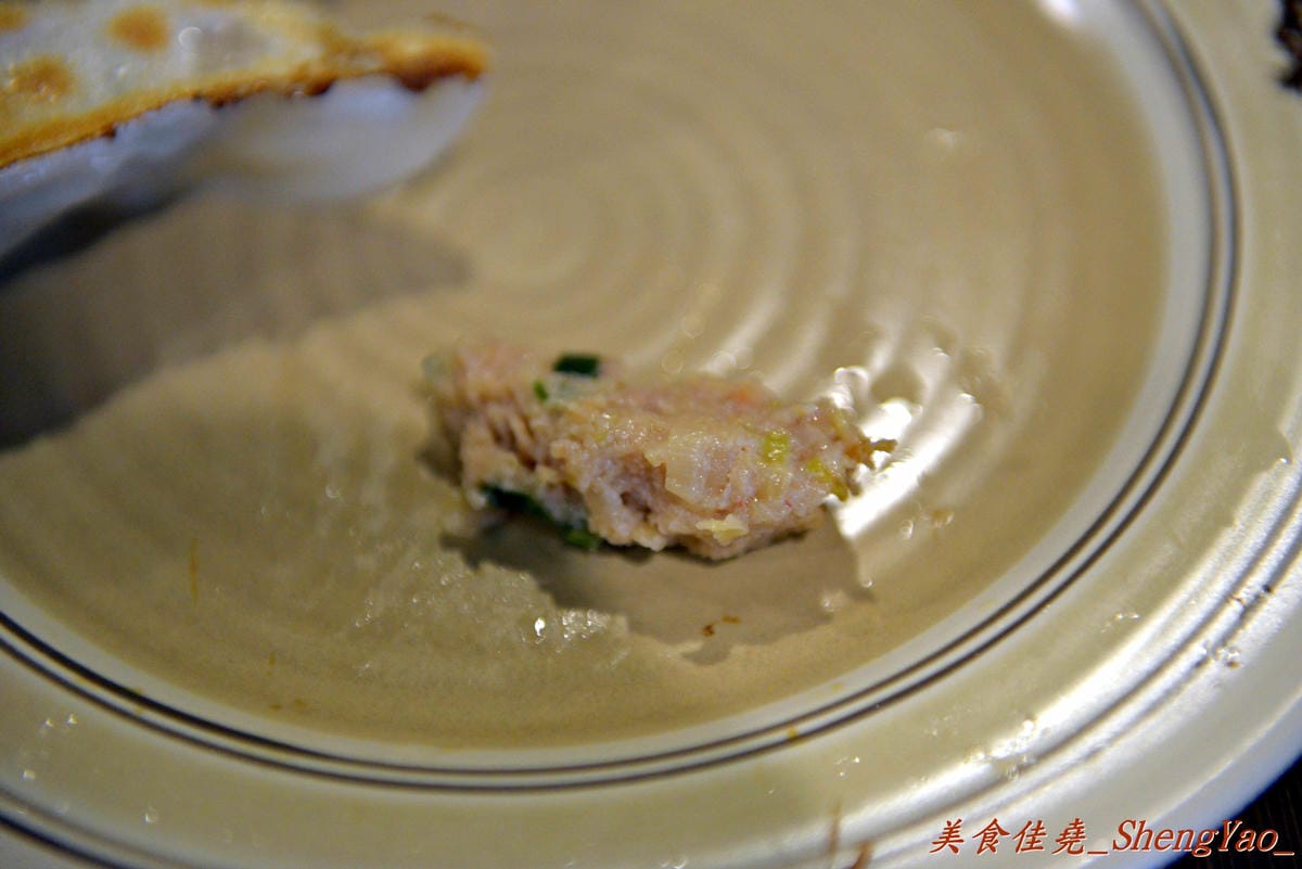 [台中西區]西川家燒き餃子 – 西區新開幕的日式燒餃小店,燒餃超好吃也不貴,下班小酌、夜晚消夜的好去處。