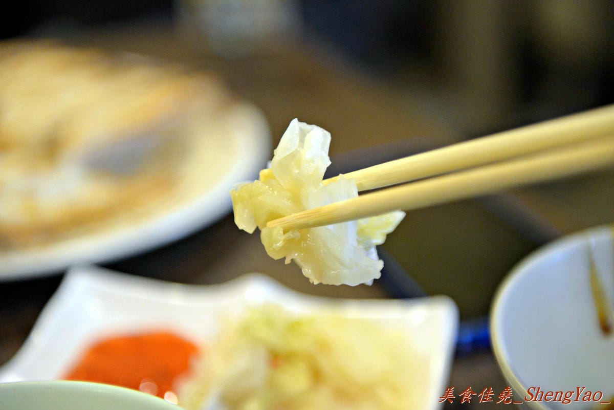 [台中西區]西川家燒き餃子 – 西區新開幕的日式燒餃小店,燒餃超好吃也不貴,下班小酌、夜晚消夜的好去處。