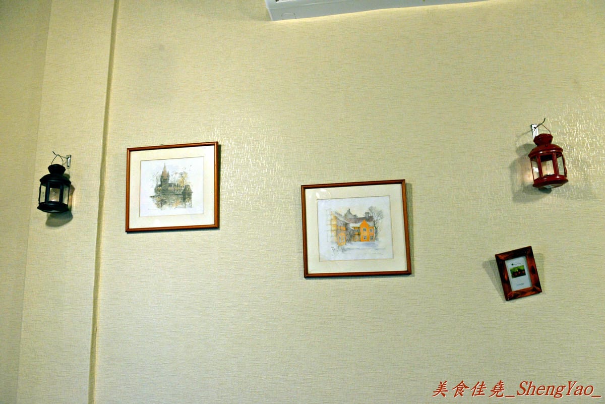 [台中西區]西川家燒き餃子 – 西區新開幕的日式燒餃小店,燒餃超好吃也不貴,下班小酌、夜晚消夜的好去處。