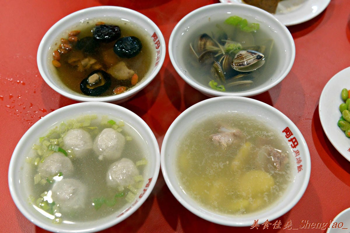 [台中沙鹿]阿丹肉燥飯 – 沙鹿新開幕,早上7點開始營業的肉燥飯,肉燥飯不錯吃,湯類有特色。(已歇業)