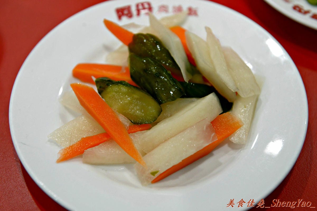 [台中沙鹿]阿丹肉燥飯 – 沙鹿新開幕,早上7點開始營業的肉燥飯,肉燥飯不錯吃,湯類有特色。(已歇業)