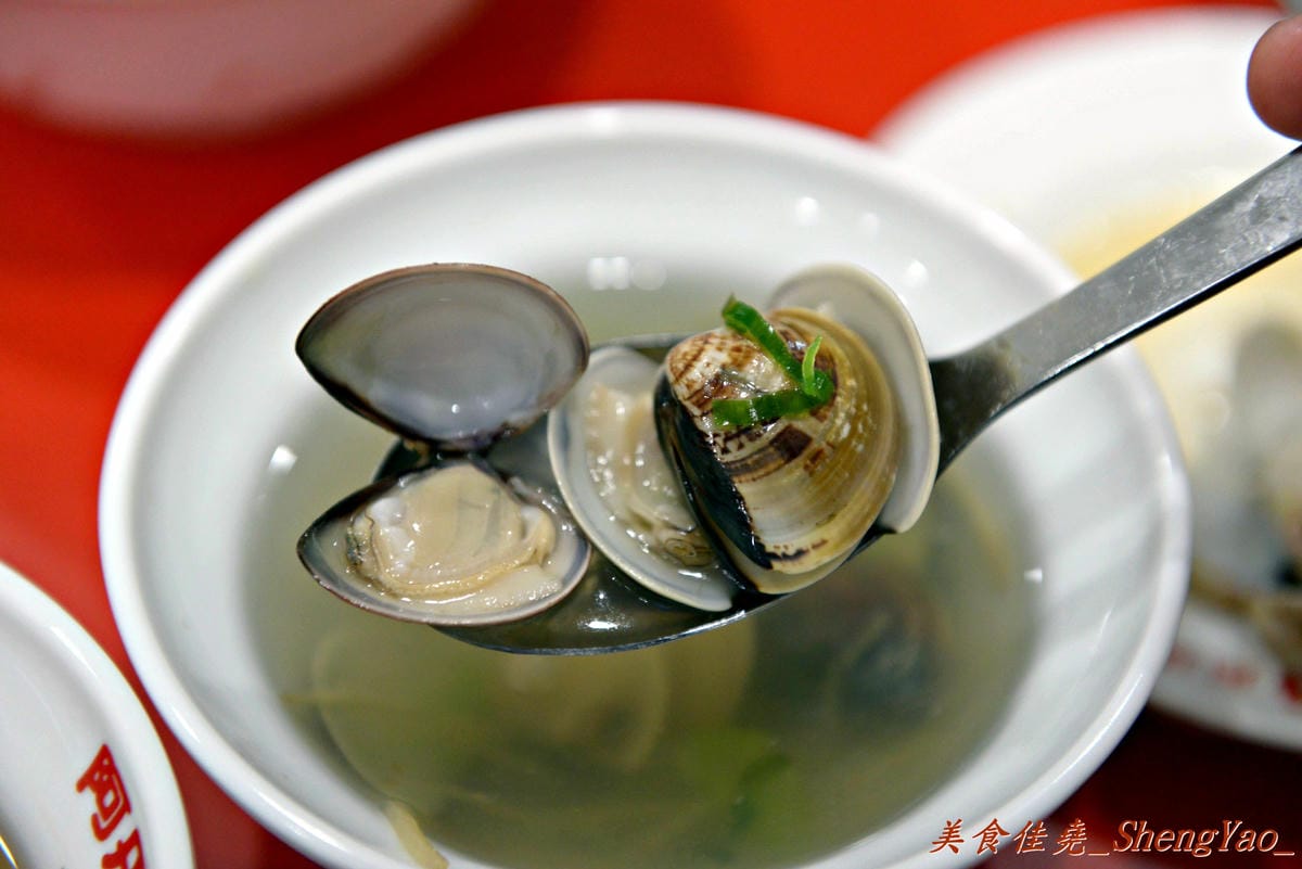 [台中沙鹿]阿丹肉燥飯 – 沙鹿新開幕,早上7點開始營業的肉燥飯,肉燥飯不錯吃,湯類有特色。(已歇業)