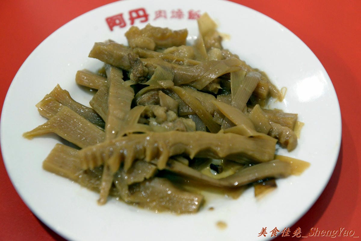 [台中沙鹿]阿丹肉燥飯 – 沙鹿新開幕,早上7點開始營業的肉燥飯,肉燥飯不錯吃,湯類有特色。(已歇業)