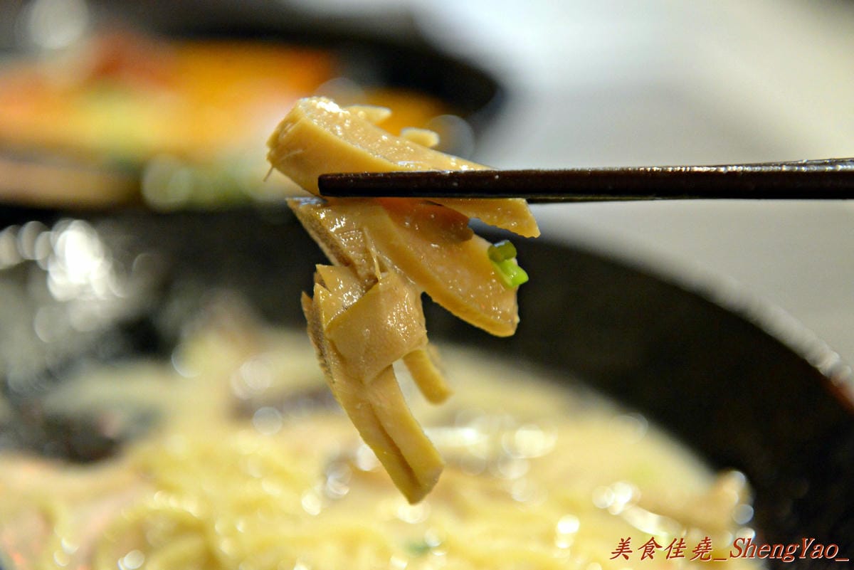 [台中東區]一心豚骨拉麵 – 新時代購物中心附近新開的拉麵店,表現中規中矩,叉燒還不錯吃。(已歇業)
