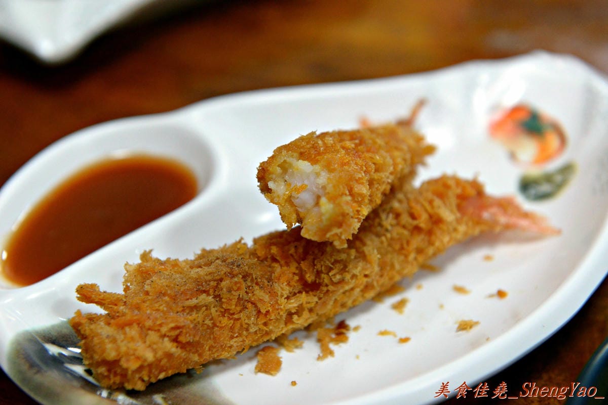 [台中沙鹿]嘉鳳屋 – 原本的”久米屋”重新開張了,蛋包飯有媽媽味道,日式豬排超級好吃。