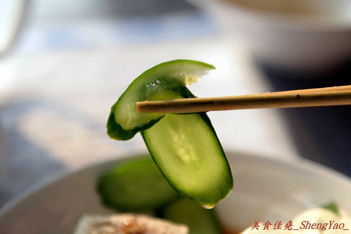 [台中北區]毒家素食 臭豆腐臭臭鍋 – 自豪”有比我更好吃不用錢”、生意好到油鍋發爐冒火的路邊攤。(已歇業)