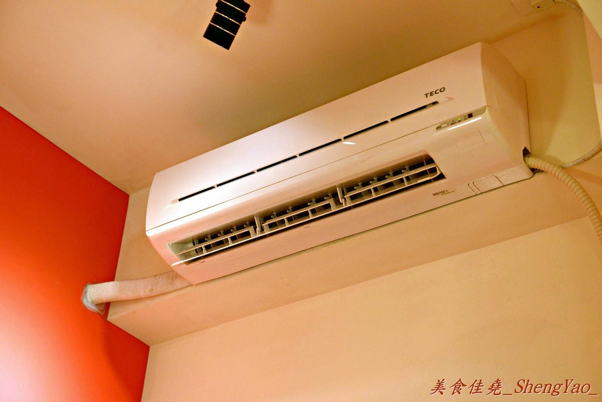 [台中沙鹿]淺草 來來軒 – 靜宜商圈上新開的超強大平價日式拉麵,叉燒肉像拳頭一樣大。
