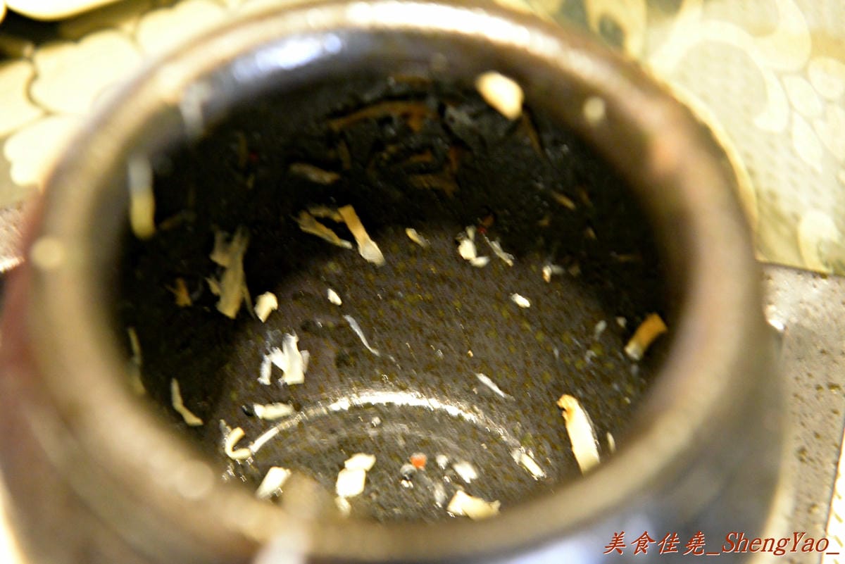 [台中西屯]酒石拉麵 逢甲店 – 拉麵均一價90元、加麵免費的平價連鎖拉麵店。
