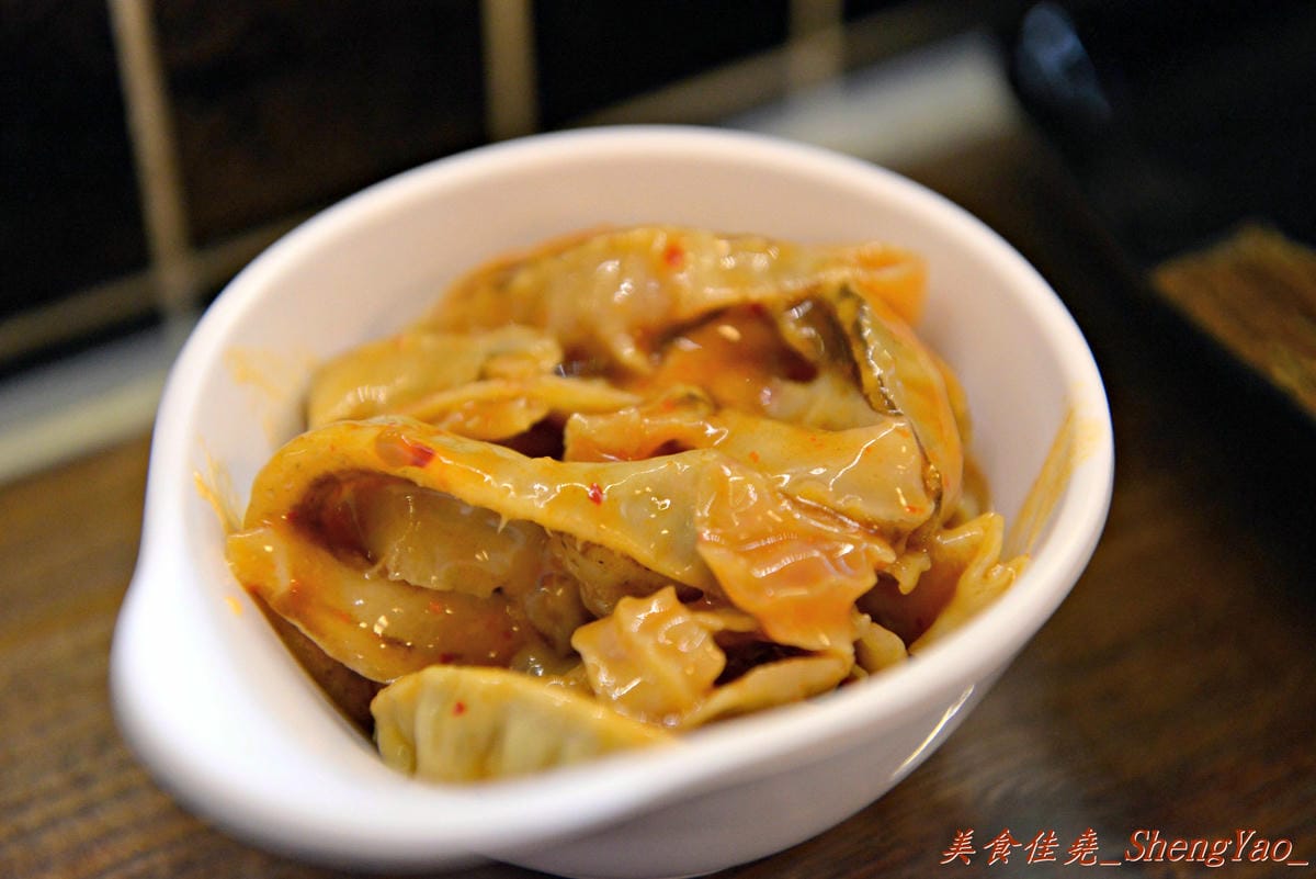 [台中西屯]酒石拉麵 逢甲店 – 拉麵均一價90元、加麵免費的平價連鎖拉麵店。