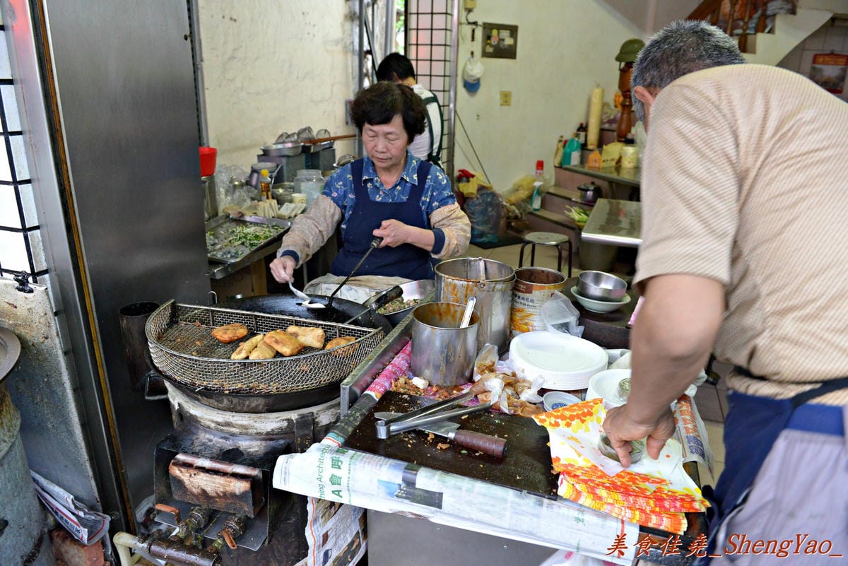 [台中大甲]王元吉炸粿、(鍾)臭豆腐、(周)臭豆腐 – 大甲有名的傳統小吃 & 好吃的兩家臭豆腐。
