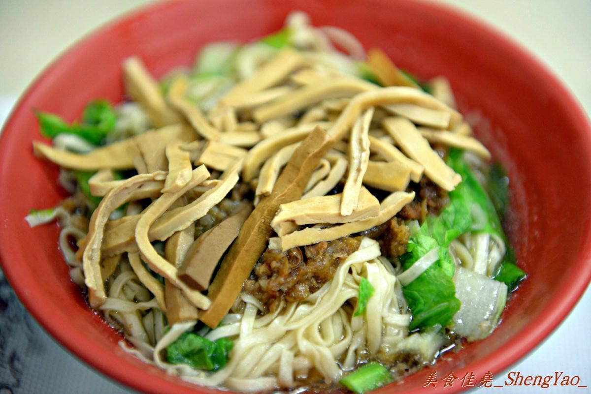 [台中大甲]王元吉炸粿、(鍾)臭豆腐、(周)臭豆腐 – 大甲有名的傳統小吃 & 好吃的兩家臭豆腐。