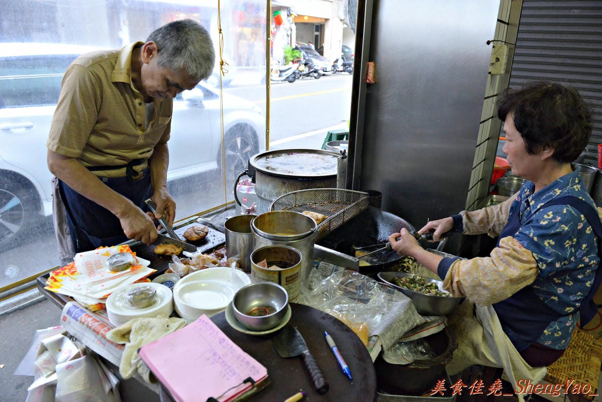 [台中大甲]王元吉炸粿、(鍾)臭豆腐、(周)臭豆腐 – 大甲有名的傳統小吃 & 好吃的兩家臭豆腐。