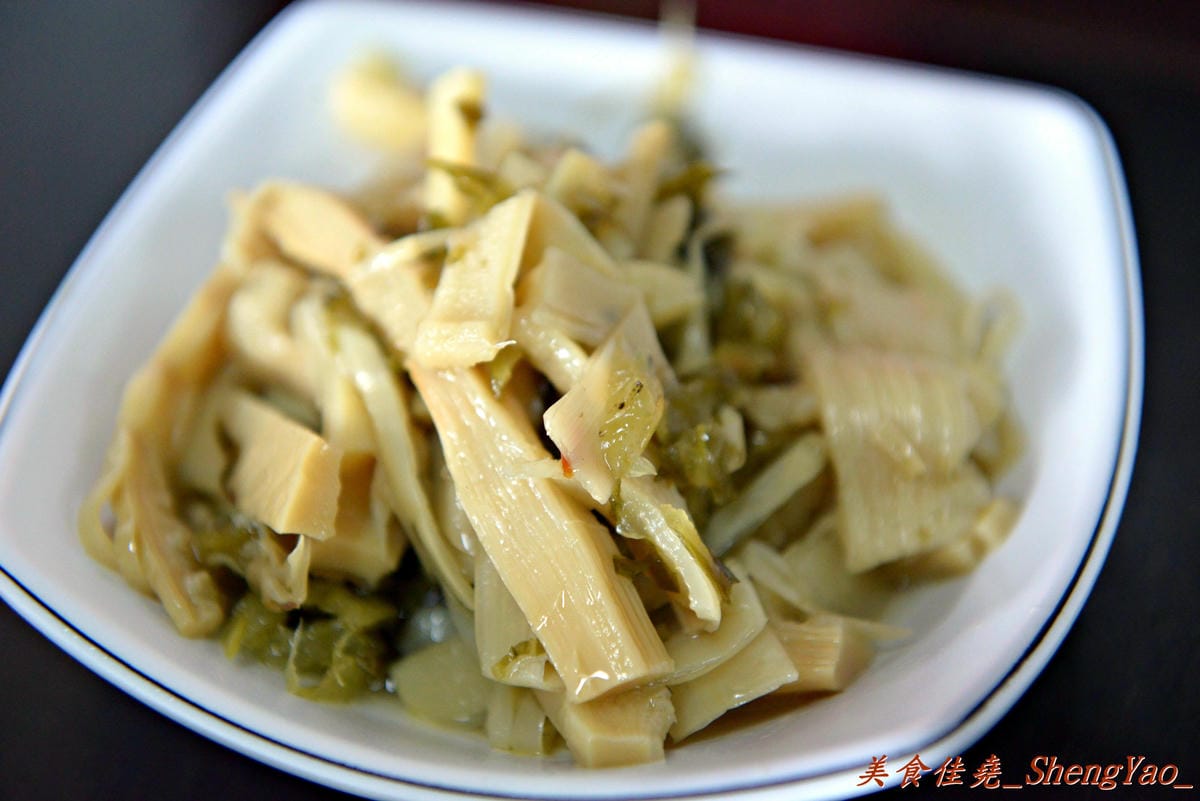 [台中清水]魯肉飯之家 – 食尚玩家報導過的清水隱藏版美食,梅花豬排蓋飯好吃,小菜種類變化多。