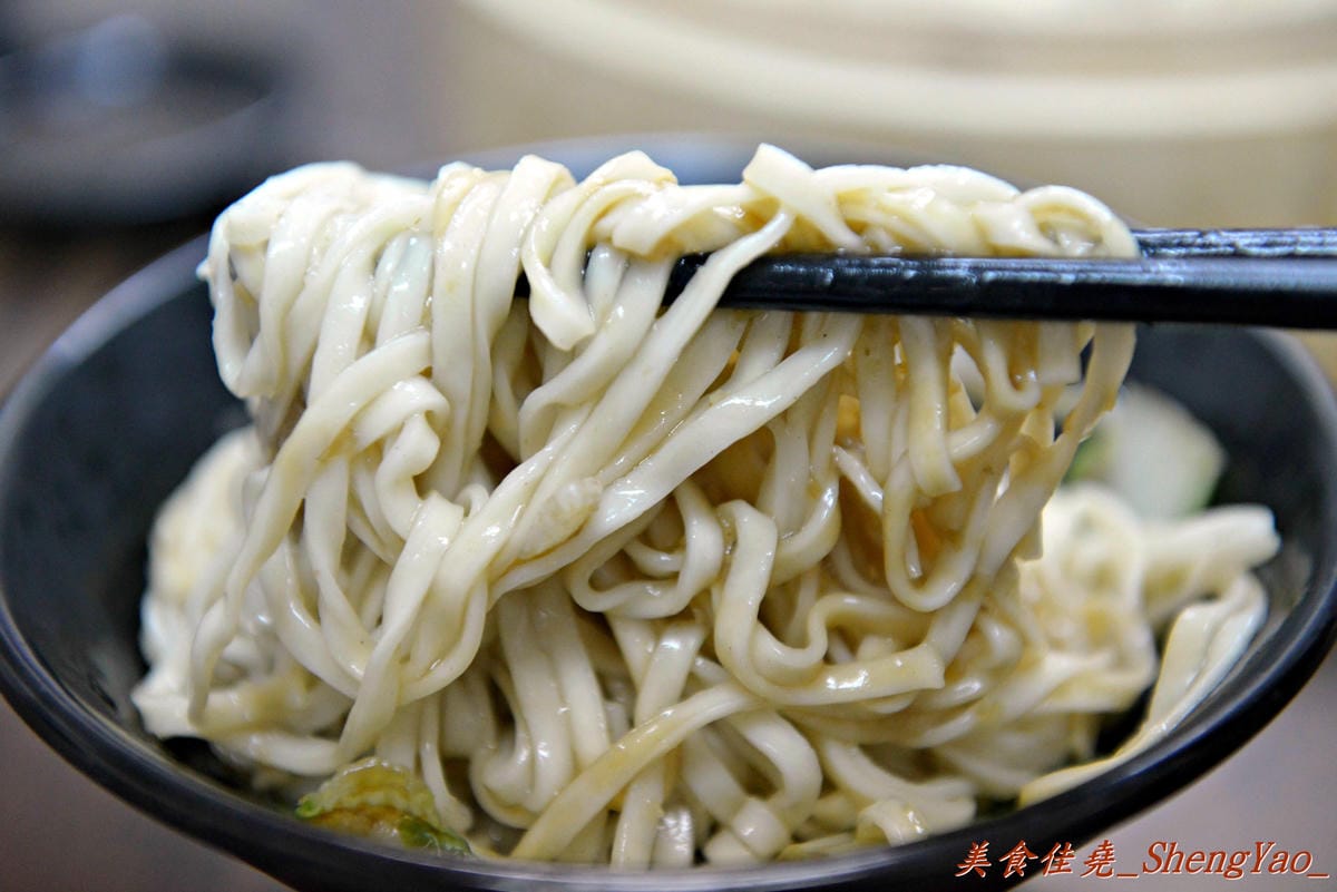 [台中清水]饕之鄉 清水店- 清水也有饕之鄉了,小籠湯包湯汁鮮美、肉餡味美又飽滿。