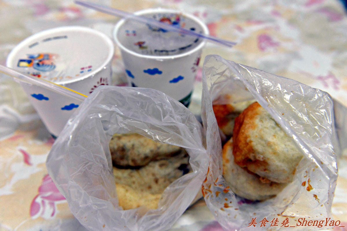 [台中沙鹿]香姨素食水煎包 – 原三角公園前素食水煎包,沙鹿菜市場四大好吃素食水煎包之一。