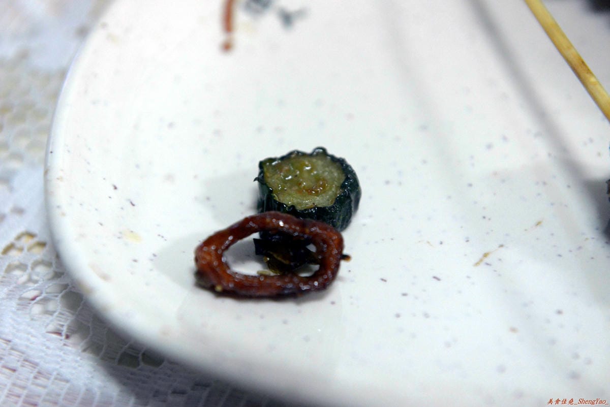 [台中沙鹿]三十張燒烤 靜宜店 – 食材種類多、醬汁味道獨特、適合配啤酒飲料的重口味燒烤。(已歇業)