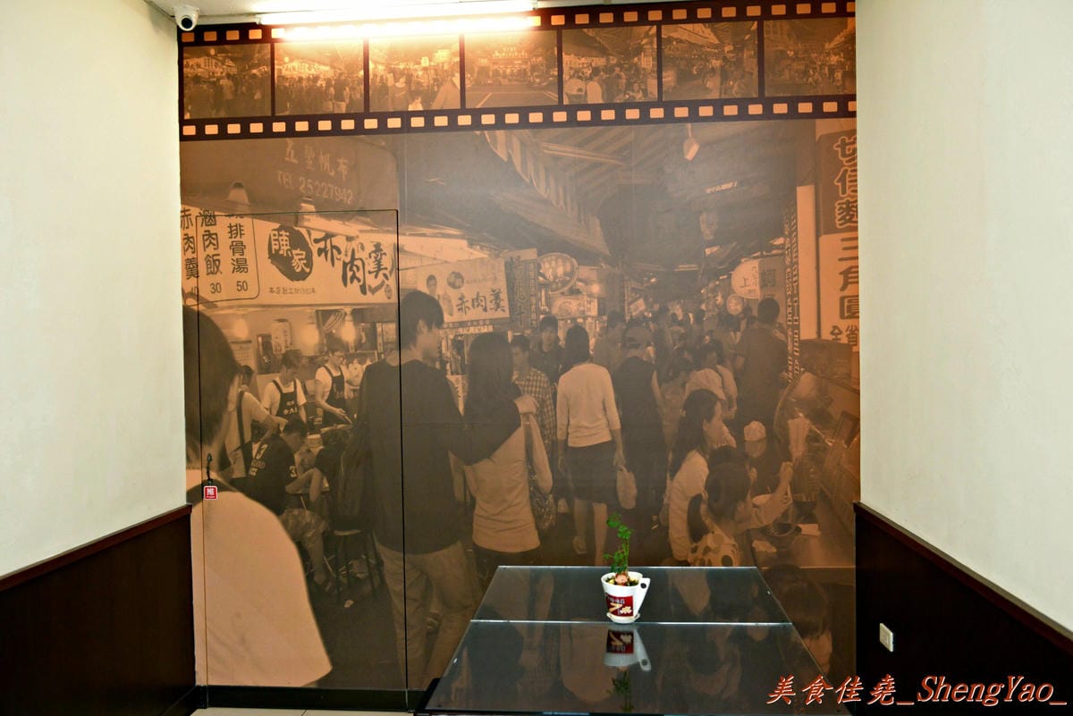 [台中西區] 陳家赤肉羹 東興店 – 粉薄肉大塊,真材實料的好吃赤肉羹。
