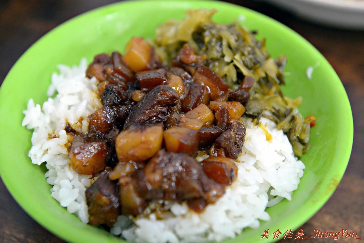 [台中南屯]六街口飯担 – 令人吮指回味的超好吃魯肉飯,台中最好吃的魯肉飯之一。